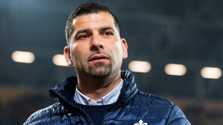 Υποψήφιος για τον πάγκο της Σάλκε ένας πρώην Ομονοιάτης