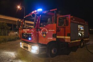 Στις φλόγες εργαστήριο ηλεκτρολογικών επιδιορθώσεων στην Πάφο (ΒΙΝΤΕΟ)