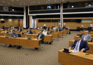 "Κερκόπορτες" στο σχέδιο πολιτογραφήσεων βλέπει ο Γενικός Ελεγκτής (ΒΙΝΤΕΟ)