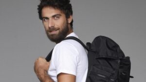 "Φλερτάρουν" και τον Μάριο Πρίαμο για τις επικείμενες Βουλευτικές Εκλογές