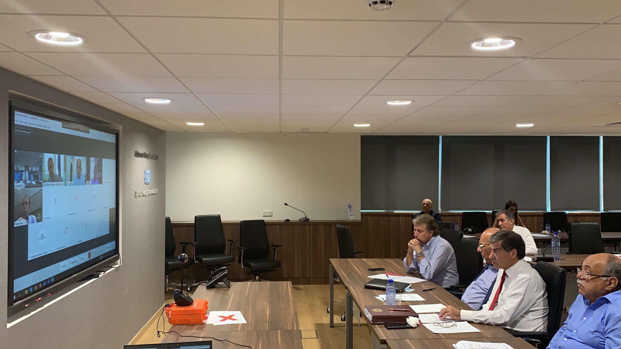 Διαδικτυακή Συνάντηση Διοικητή Κεντρικής Τράπεζας με τα μέλη του Δ.Σ.