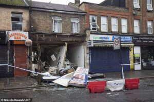 Συναγερμός στο Λονδίνο μετά από μεγάλη έκρηξη σε αγωγό αερίου (ΒΙΝΤΕΟ)