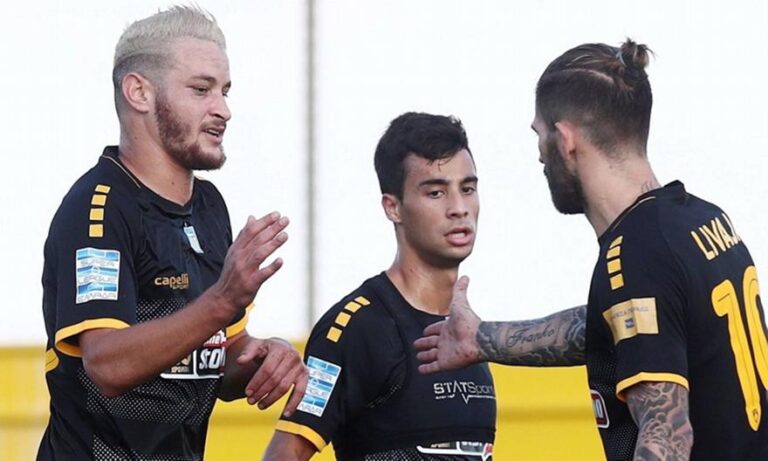 «Καθάρισε» με Χνιντ και Λιβάγια η ΑΕΚ