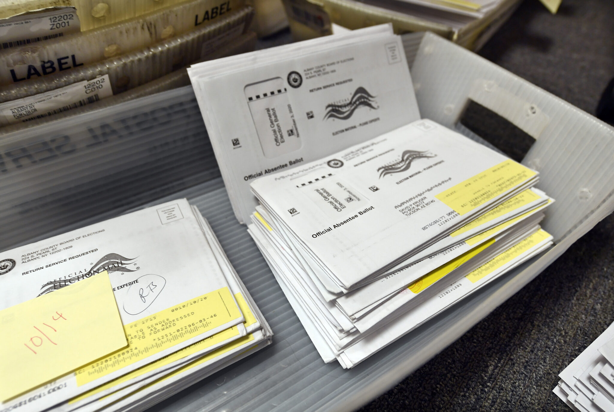 Τρεις βδομάδες πριν τις εκλογές, πέραν των 18 εκ. Αμερικανών έχουν ήδη ψηφίσει