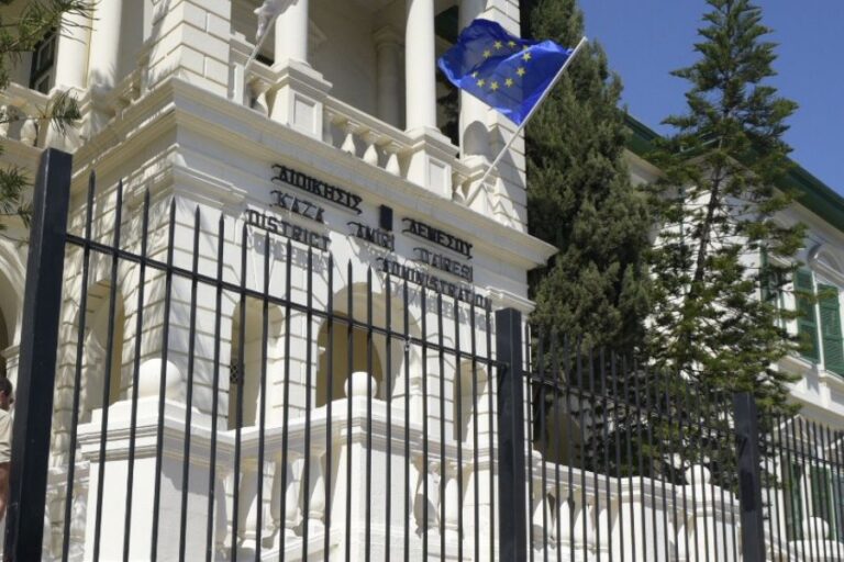 Βγαίνουν στους δρόμους για διαμαρτυρία οι ιδιοκτήτες ιδιωτικών σχολών στη Λεμεσό