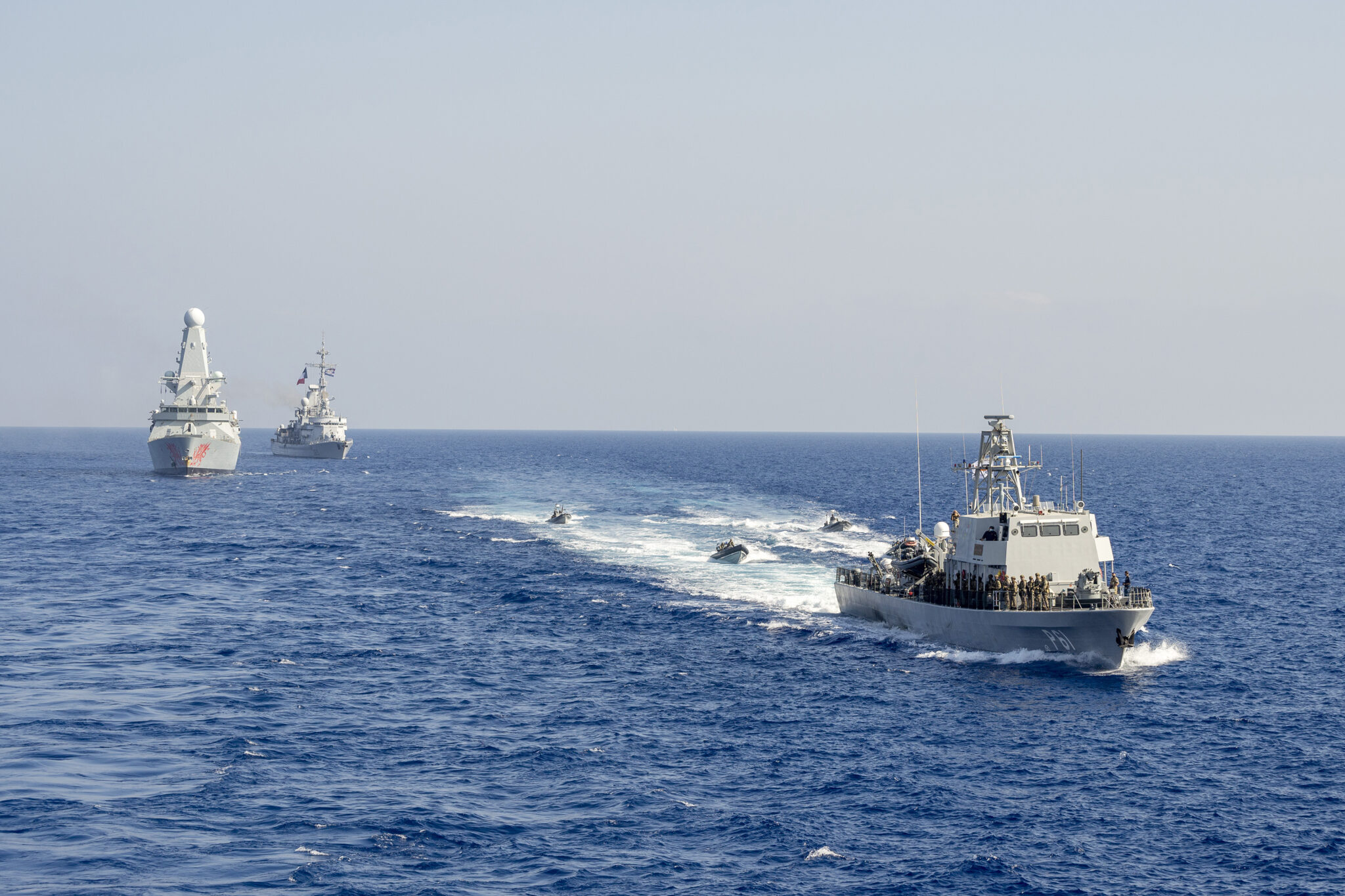 Μεγάλη κοινή άσκηση των δυνάμεων Κύπρου-Βρετανίας ανοιχτά της Λεμεσού