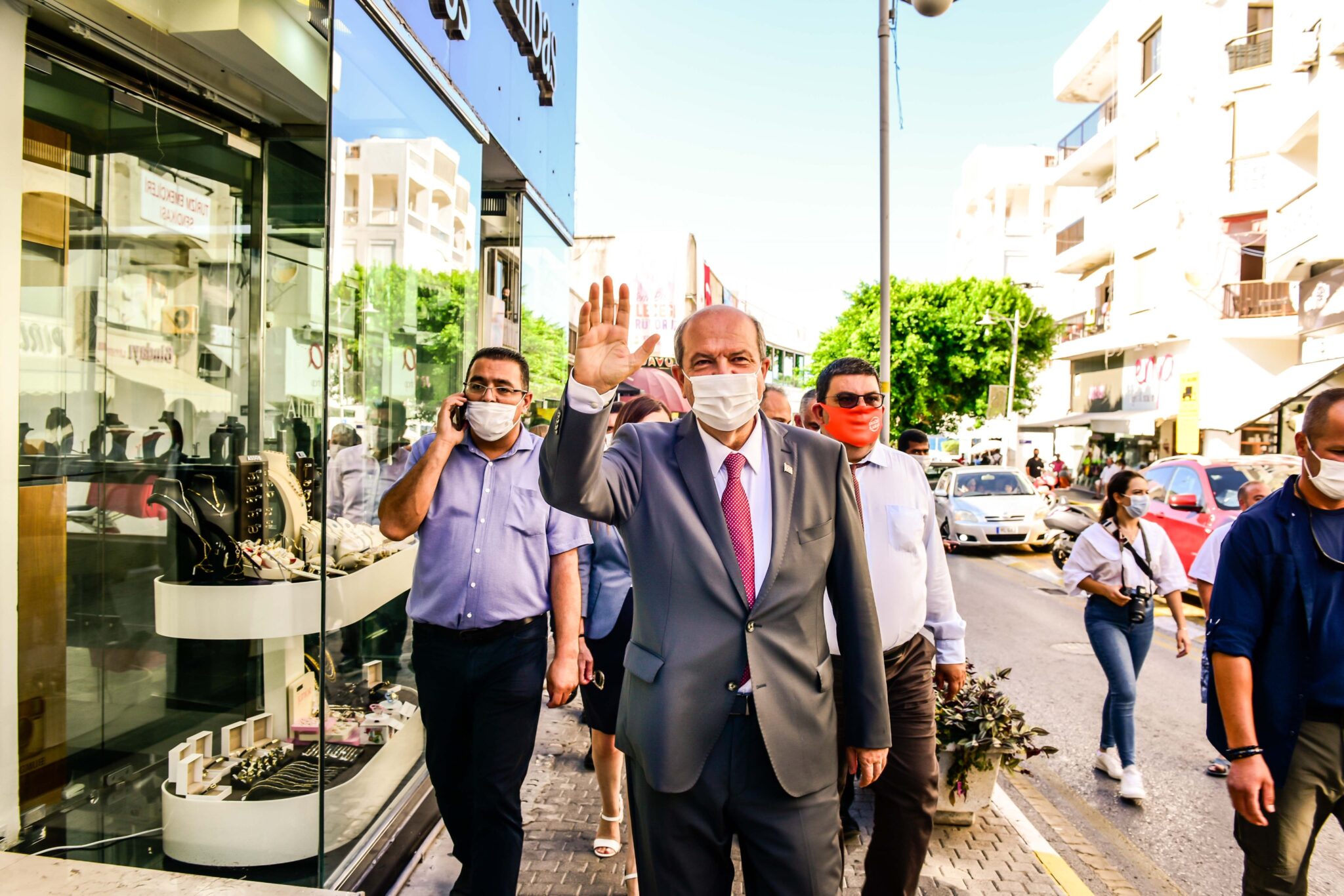 Eτοιμάζει "φιέστα" για το παράνομο άνοιγμα των Βαρωσίων ο Τατάρ (ΒΙΝΤΕΟ)