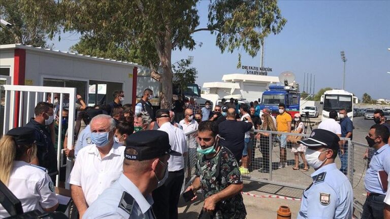 Ιδού οι "κανόνες" του κατοχικού καθεστώτος για τους επισκέπτες των Βαρωσίων