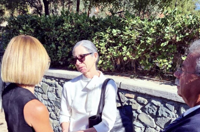 Έχασε τον ήρωα πατέρα της όταν ήταν μόλις 16 μηνών