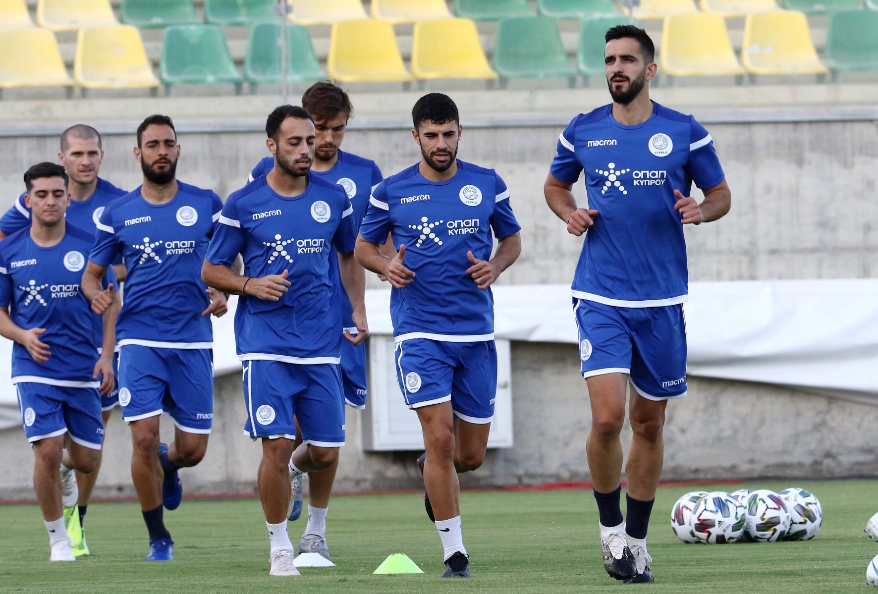 Προπονήθηκε στην «Αρένα» πριν την Τσεχία η Εθνική μας (ΦΩΤΟ)