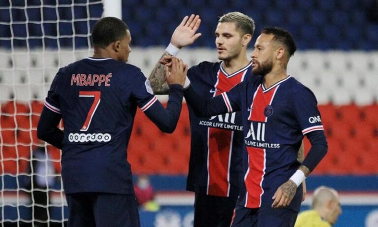 Διεύρυνε το σερί η Παρί με εξάρα