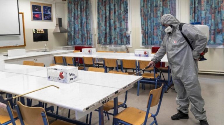 Σε καραντίνα εκπαιδευτικοί και μαθητές μετά το θετικό κρούσμα σε Ειδικό Σχολείο