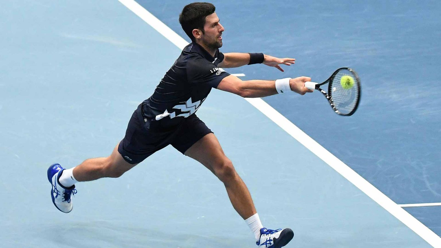 Ο Σόνεγκο διέσυρε τον Τζόκοβιτς στη Βιέννη