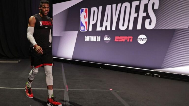 Άφησε φιλοδώρημα 8.000 δολαρίων στη «φούσκα» του ΝΒΑ ο Γουέστμπρουκ