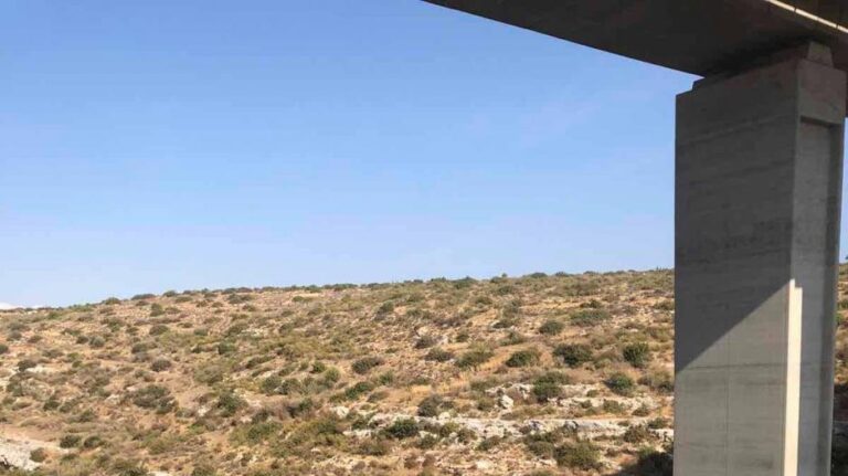 Σε γκρεμό βάθους 40 μέτρων βρέθηκε η σορός, αποκλείστηκε η εγκληματική ενέργεια