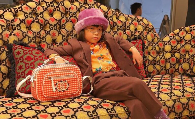 Η νεότερη και πιο επιτυχημένη influencer είναι μόλις 9 ετών και "διδάσκει" στιλ