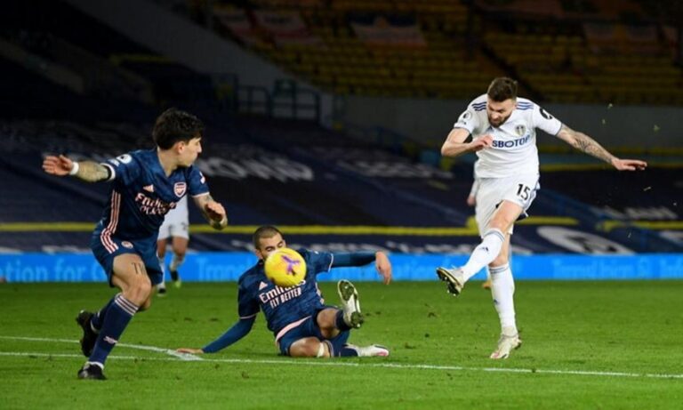 Δοκάρια και Λένο κράτησαν όρθια την Άρσεναλ