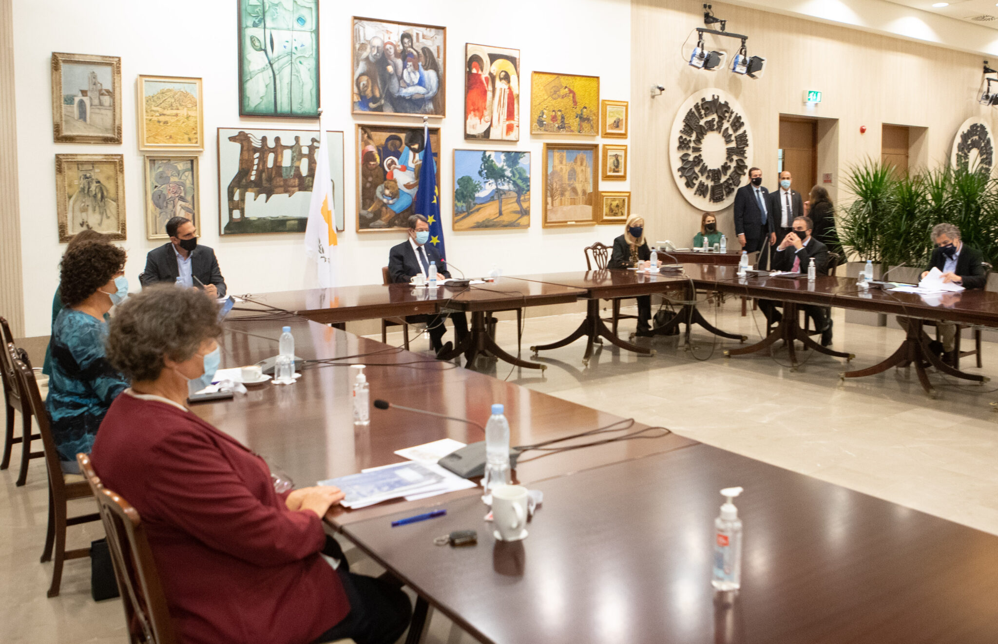 ΠτΔ: Σε 48 ώρες οι αποφάσεις για νέα μέτρα κατά του κορωνοϊού (ΒΙΝΤΕΟ)