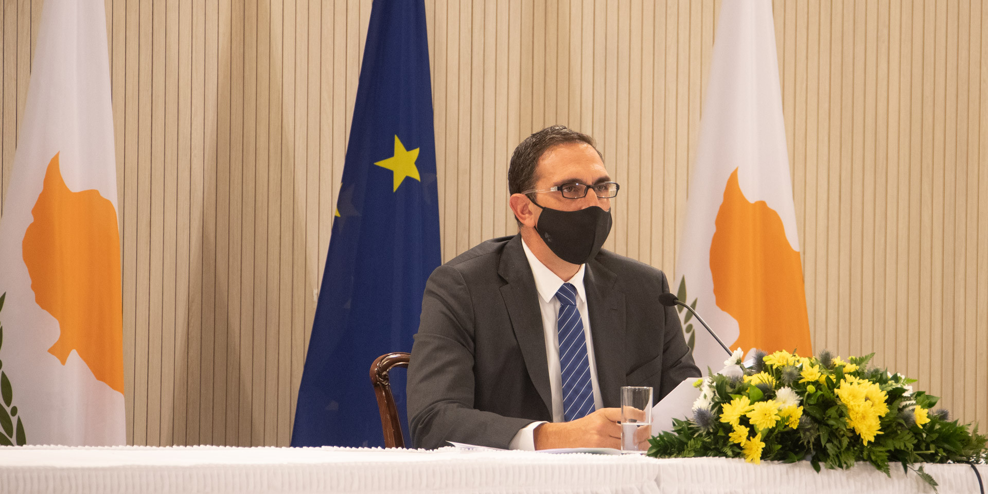 Υπουργός Υγείας: "Το μεγαλύτερο και πιο σημαντικό πρόβλημα είναι η ιχνηλάτιση"