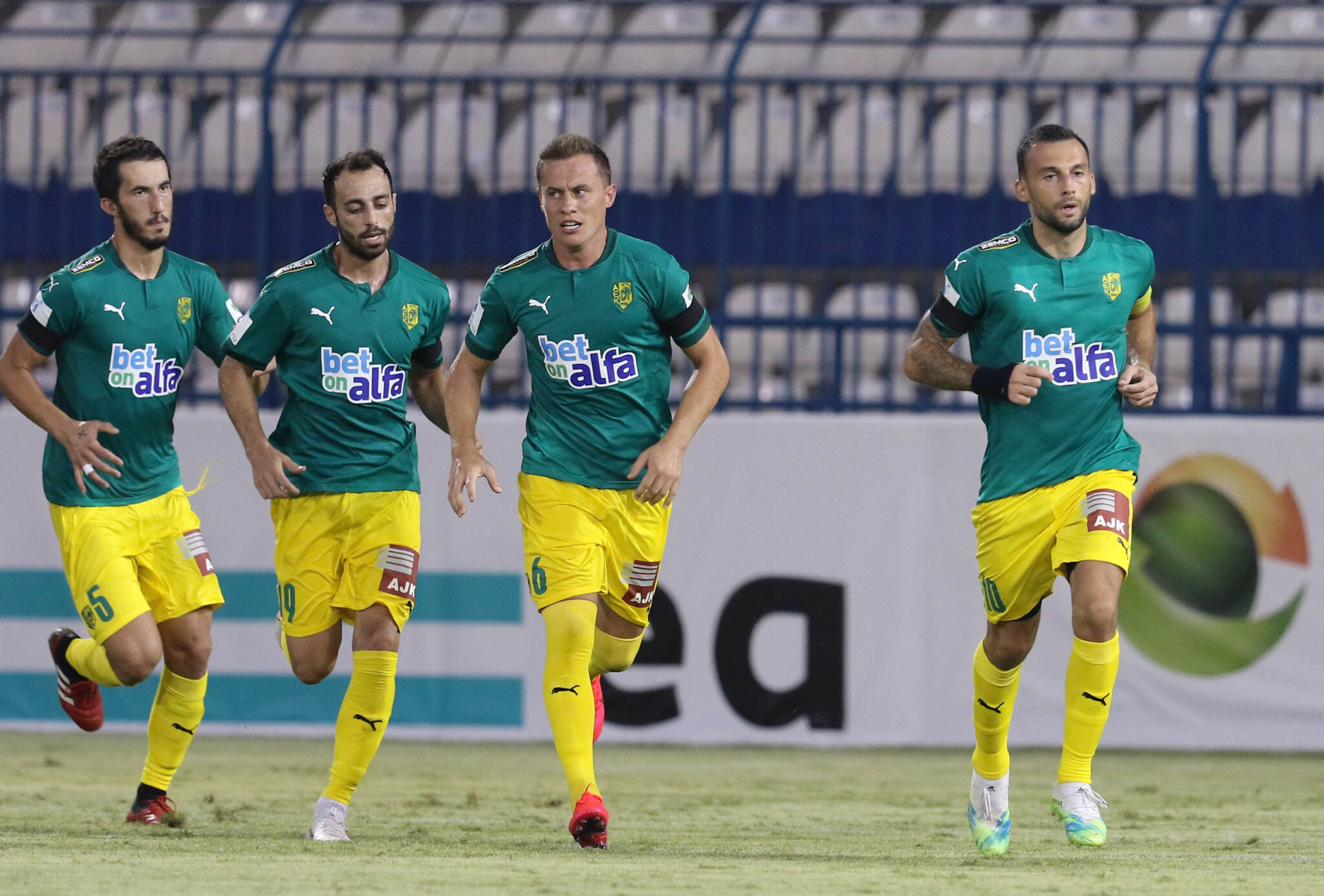 Περιμένει τους δύο ο Σωφρόνης, χωρίς άλλους δύο στο Δασάκι η ΑΕΚ