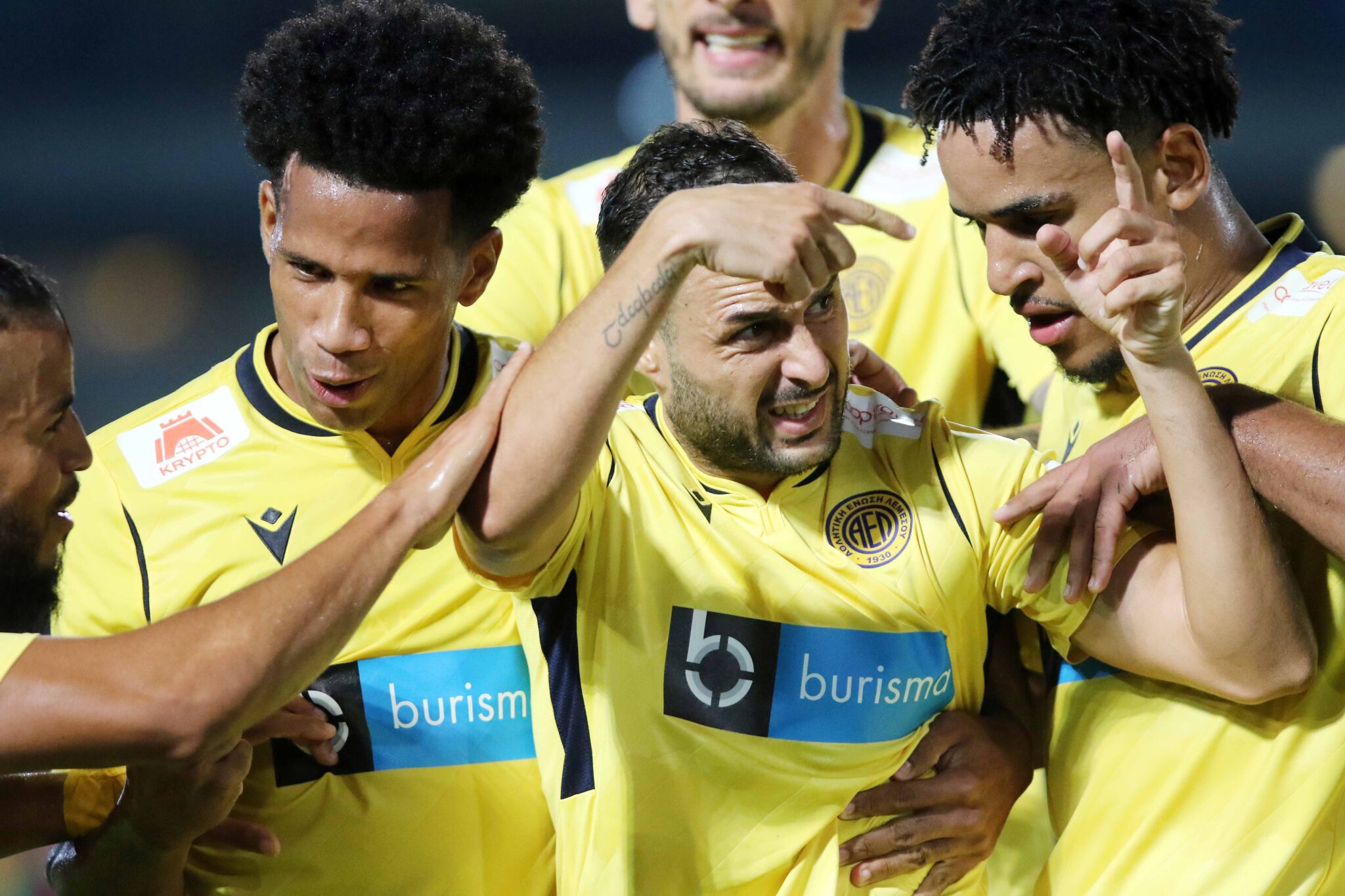 Για τους πρώτους βαθμούς απέναντι σε ομάδα του «Big-6» η ΑΕΛ