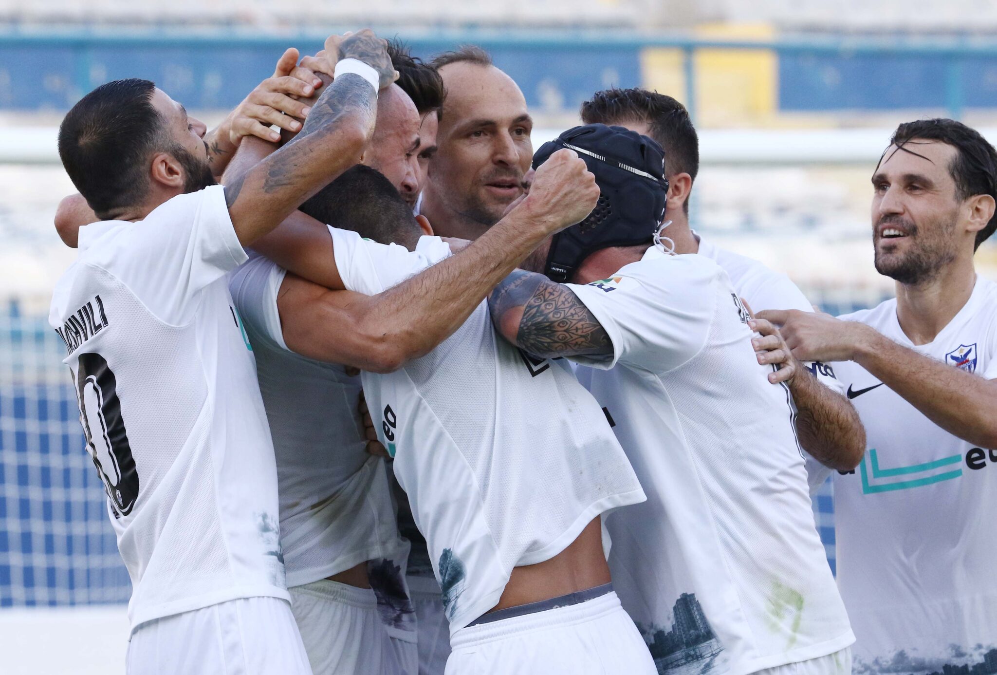 Αξιολογεί και αποφασίζει ο Τιμούρ