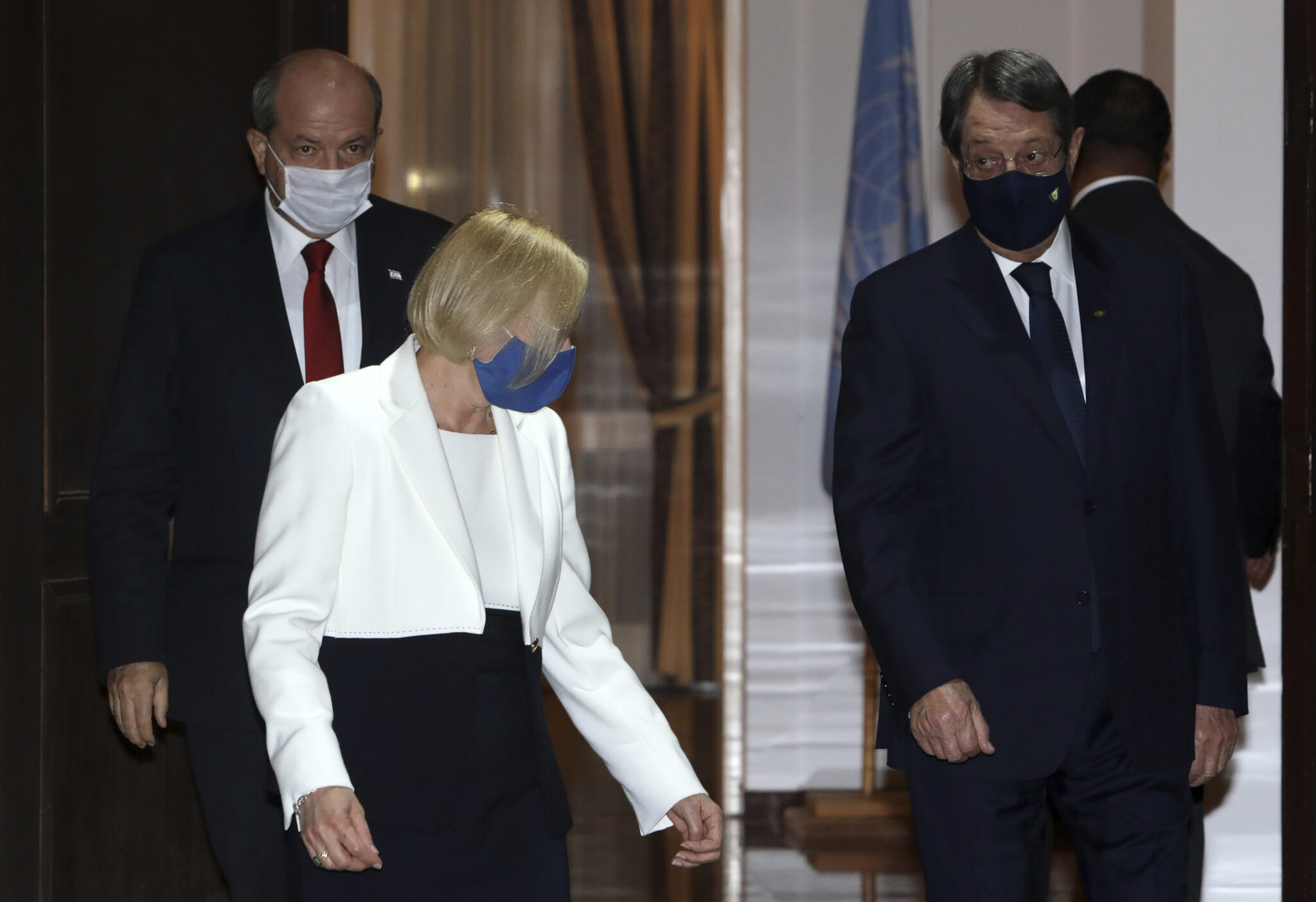 Η ανάγνωση του τ/κ τύπου για το πρώτο τετ-α-τετ των δυο ηγετών