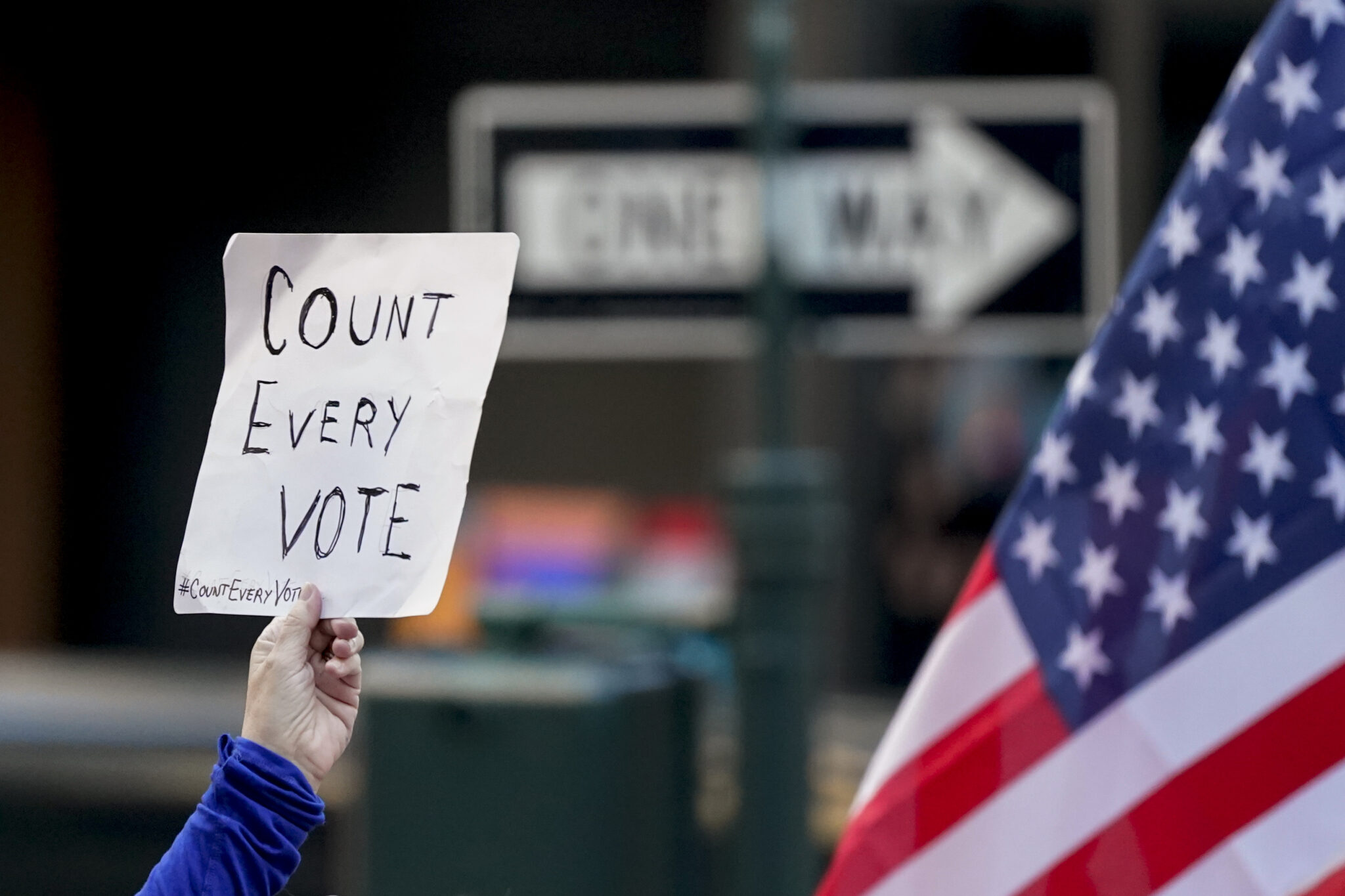 Aμερικανικές εκλογές LIVE: "Κλειδώνει" υπέρ του Μπάιντεν, το Μίσιγκαν