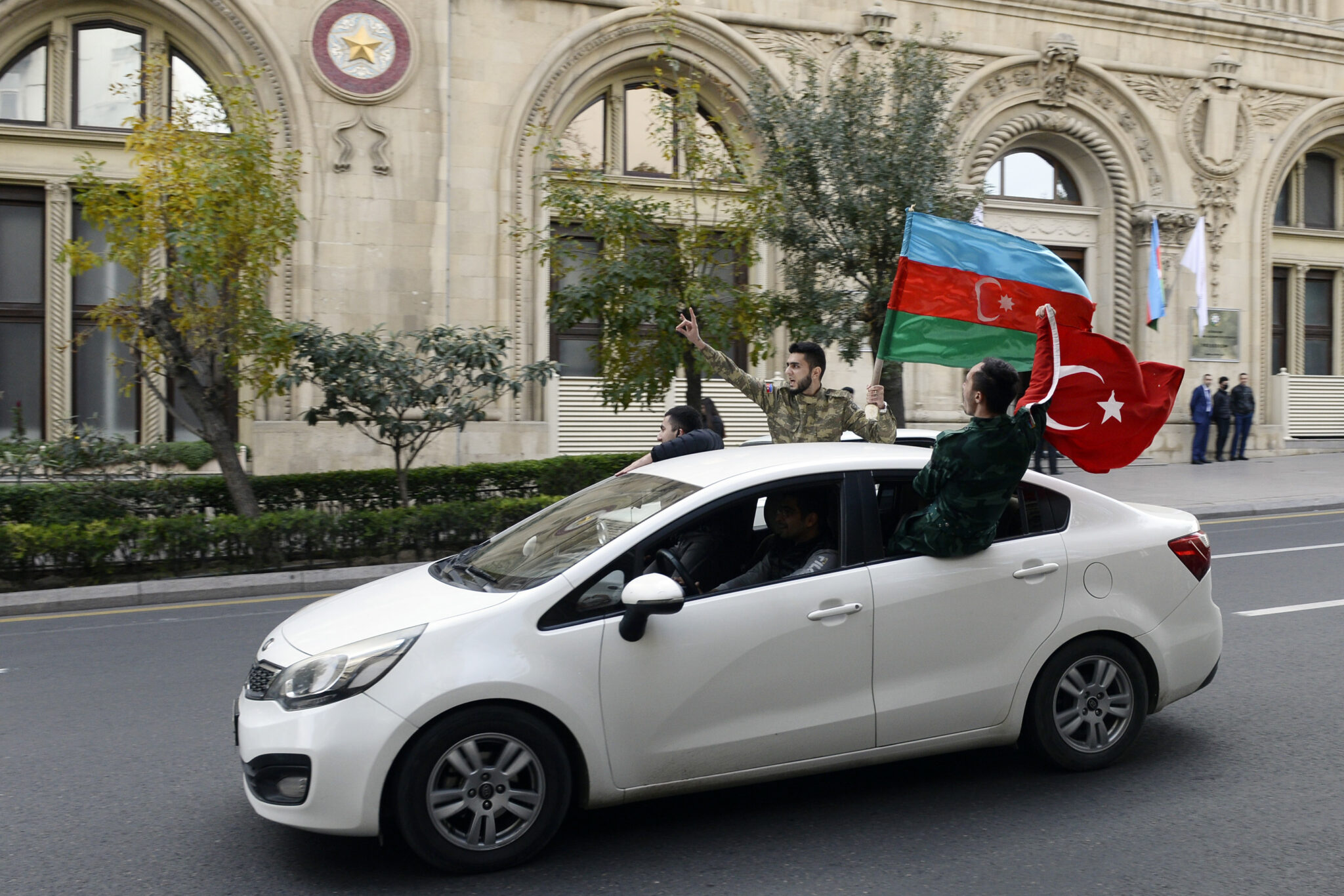 Συμφωνία για τερματισμό του αιματοκιλίσματος στο Ναγκόρνο-Καραμπάχ (ΒΙΝΤΕΟ)