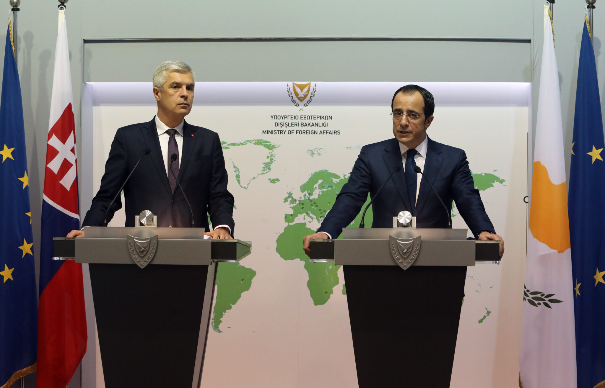 ΥΠΕΞ Κύπρου-Σλοβακίας: Συζήτησαν για τα Βαρώσια και την ΑΟΖ