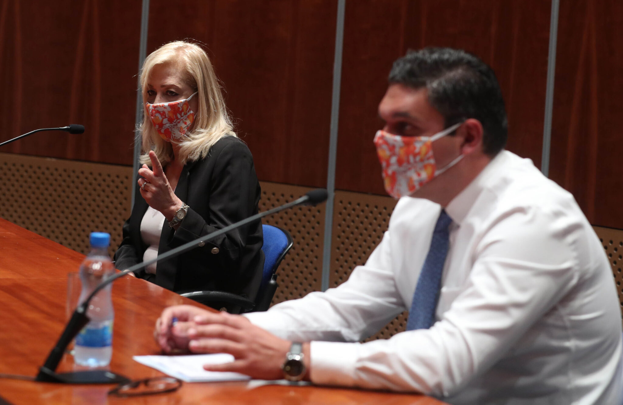 Ανακοινώνει μέτρα στήριξης η Ζέτα, ακολουθεί ο Πετρίδης