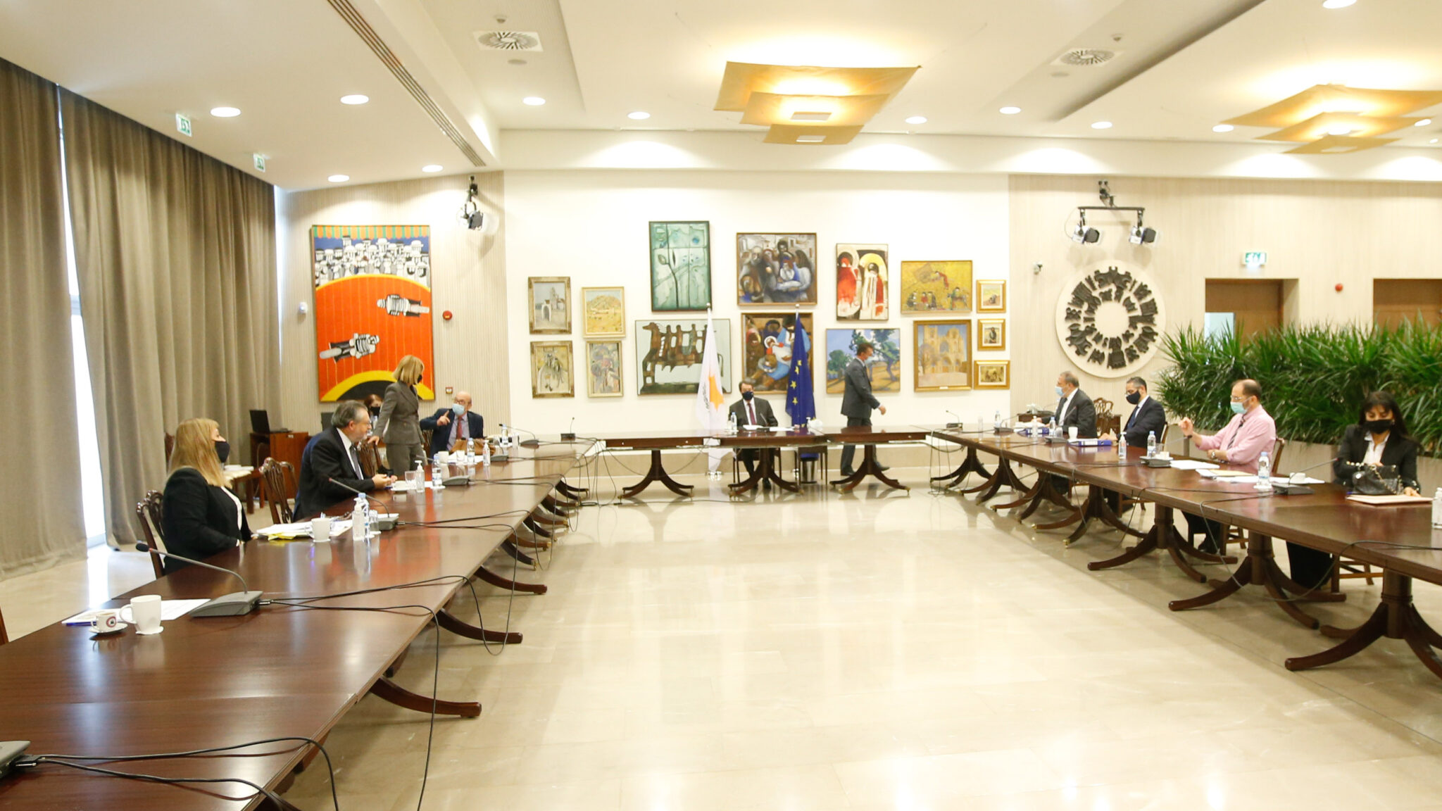 "Δίχτυ προστασίας" κατά της διαφθοράς επιχειρεί να στήσει ο ΠτΔ