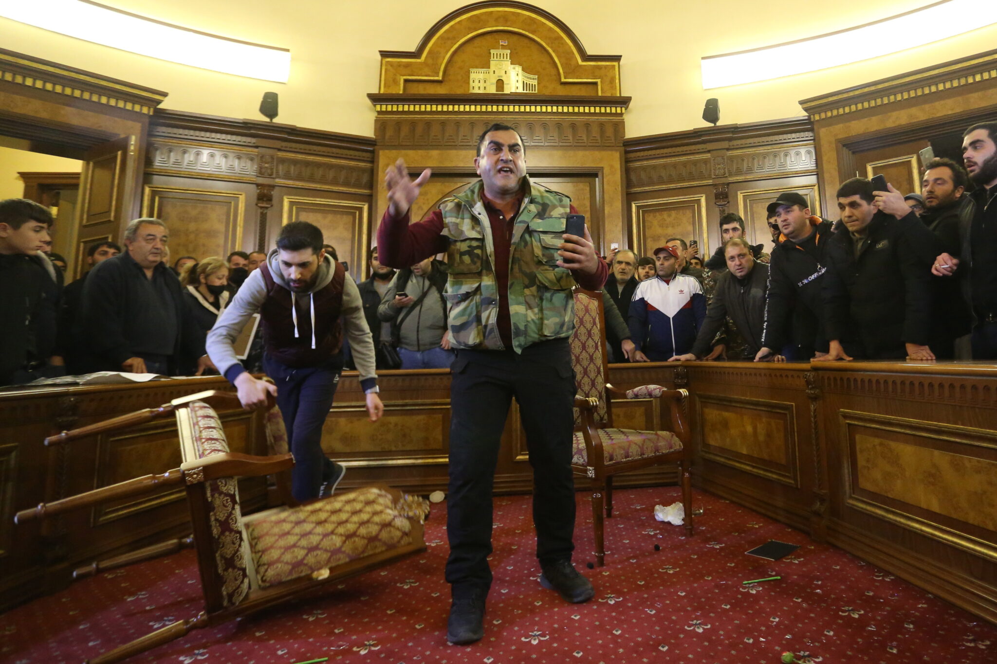 Θριαμβολογία στο Αζερμπαϊτζάν, οργή στην Αρμενία (ΒΙΝΤΕΟ)