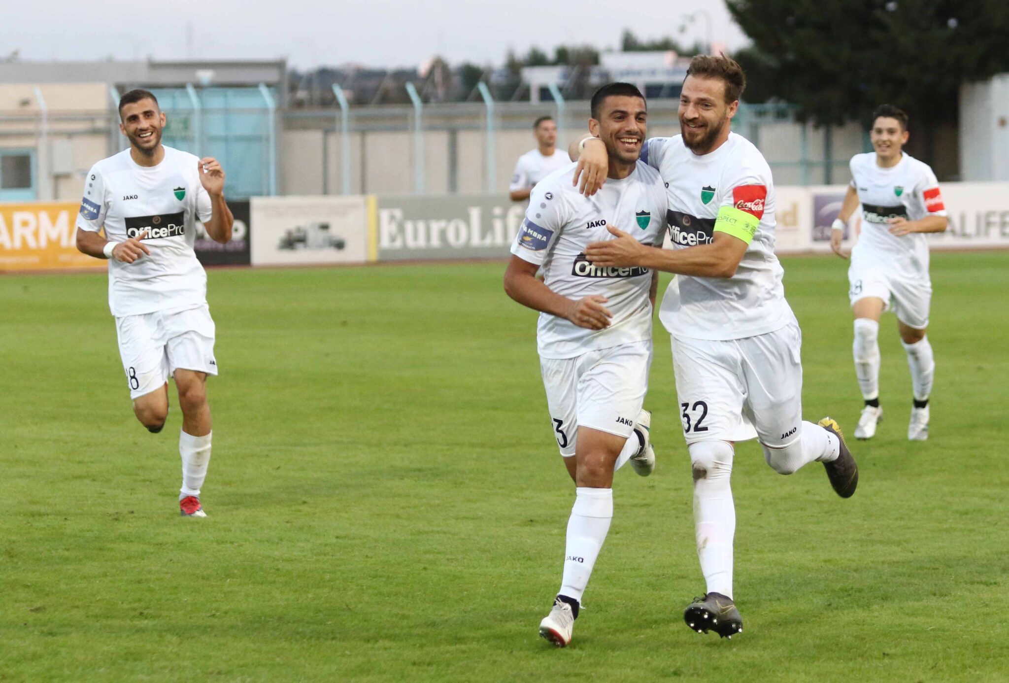 «Αέρας Πεχλιβάνης» και πρόκριση για Ολυμπιακό