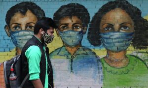 ΠΟΥ: Ένα εμβόλιο θα μπορούσε να αλλάξει την κατεύθυνση της πανδημίας