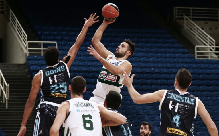 Ξέσπασε στον Κολοσσό ο Παναθηναϊκός