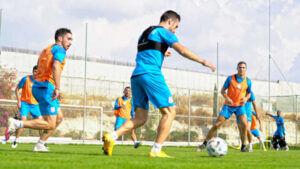 Σε κανονικούς ρυθμούς ο Νταμπό, από βδομάδας ξεκαθαρίζει του Λάρσον