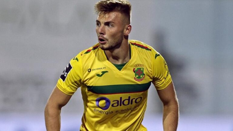 Ο Ρέαμπτσιουκ θέλει Ολυμπιακό, η Πόρτο επιμένει