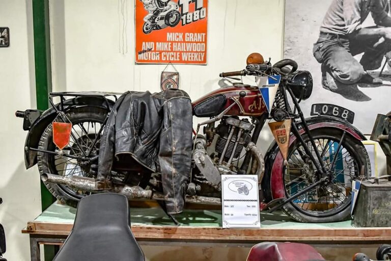 Από τις μοτοσικλέτες αγωνιστών της ΕΟΚΑ και φρουράς Μακαρίου μέχρι πρωταθλητών