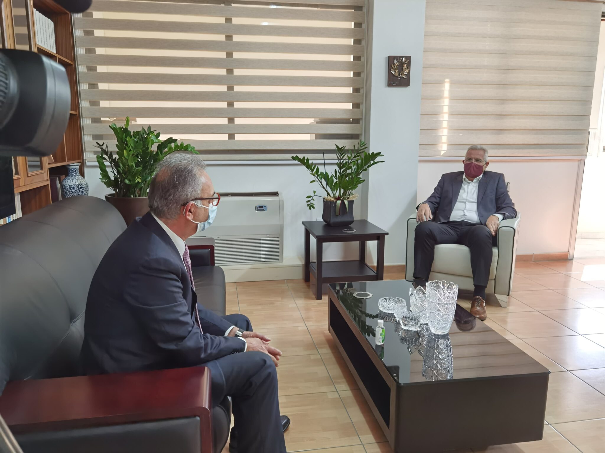 LIVE: Αβέρωφ-Άντρος συμφώνησαν ότι πρέπει να αποφύγουμε τις περιπέτειες