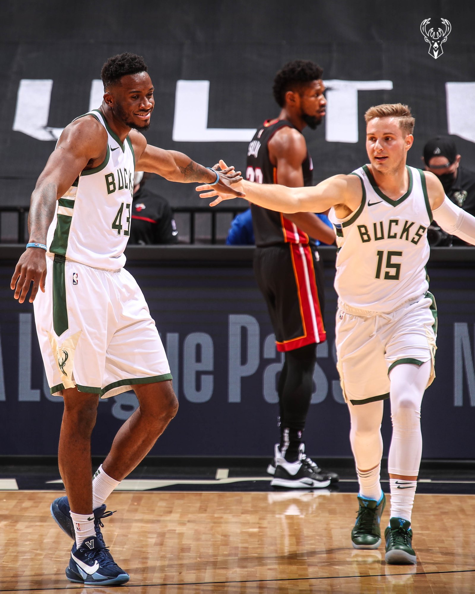 Οι Μπακς θρυμμάτισαν με 29 τρίποντα το απόλυτο ρεκόρ του ΝΒΑ