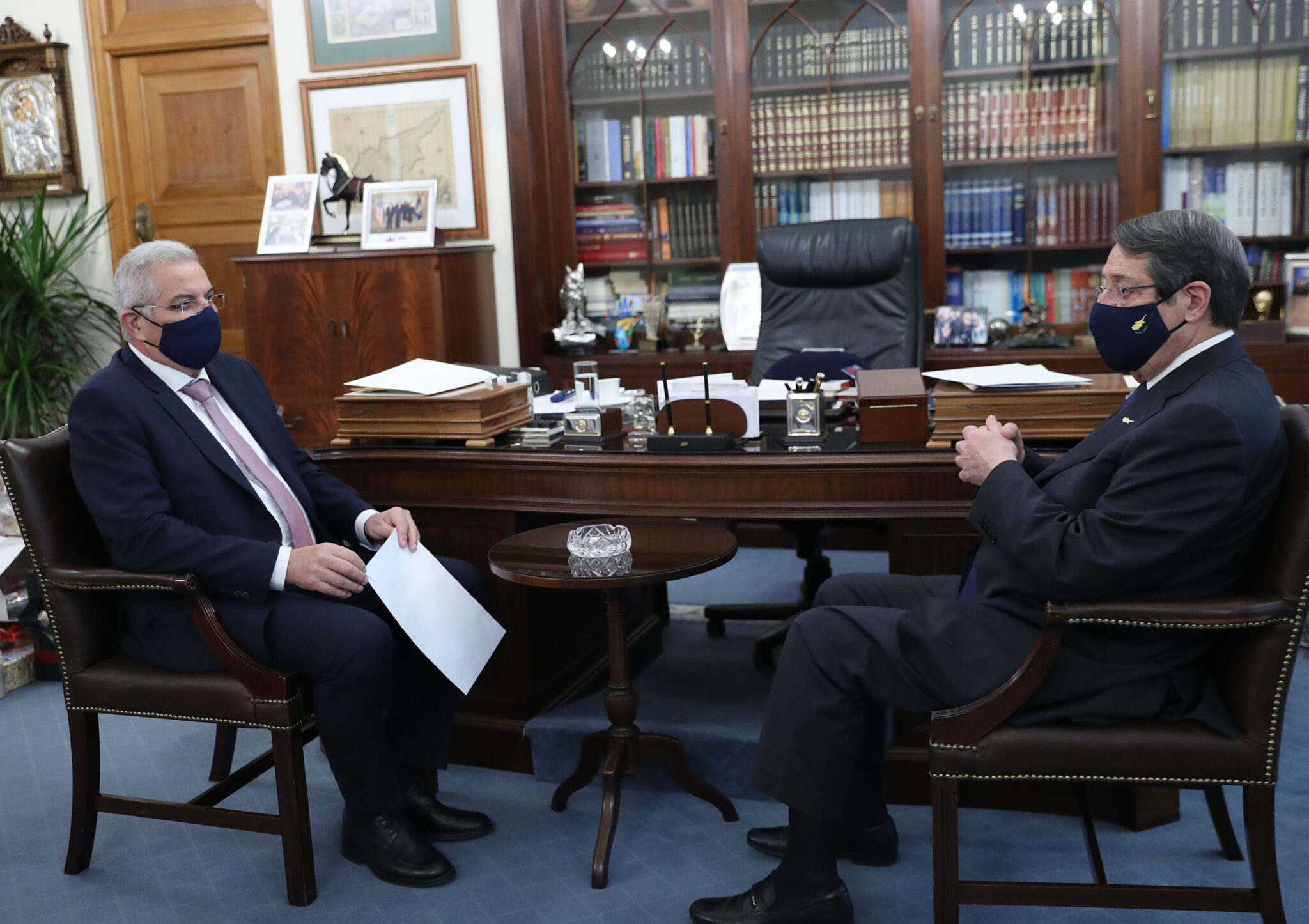 Στους πολιτικούς αρχηγούς το άτυπο έγγραφο Αναστασιάδη προς Γκουτέρες του 2017