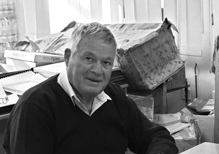 Ύστατο χαίρε στον "πατέρα, αδελφό, φίλο" και επί 26 χρόνια Κοινοτάρχη Λιοπετρίου