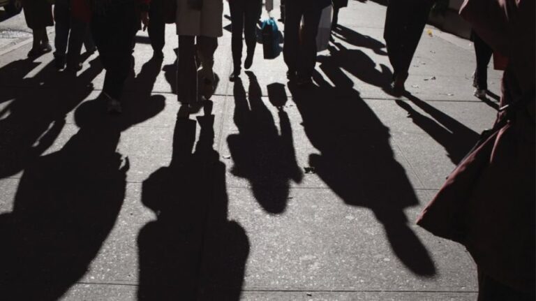 Αύξηση ανέργων κατά 34% τον Νοέμβριο σε σχέση με το 2019