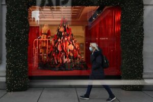 Στις 23:00 η απαγόρευση κυκλοφορίας σήμερα παραμονή Χριστουγέννων