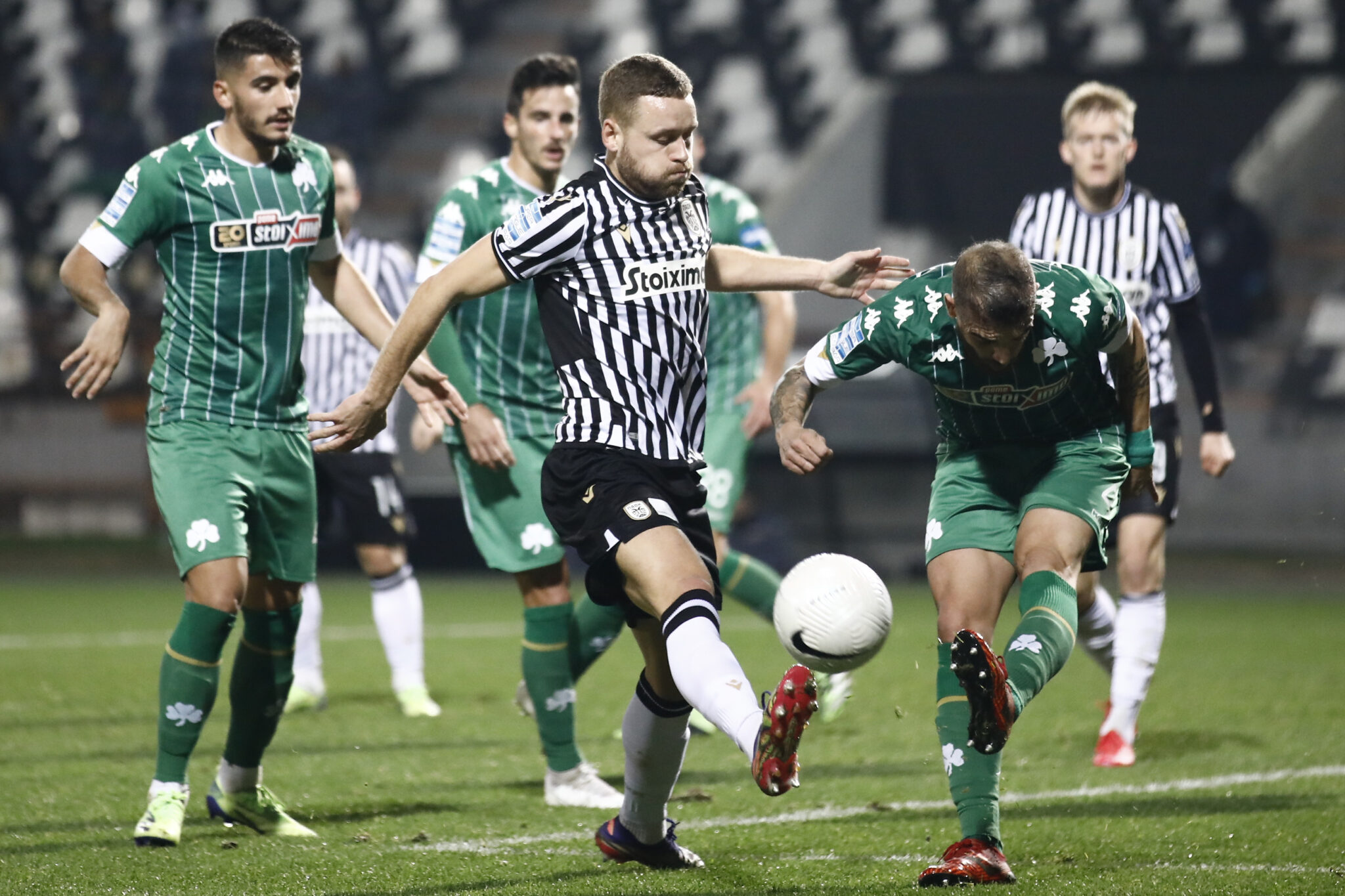 Επιστροφή και απολογία για Μακέντα-Βιγιαφάνιες