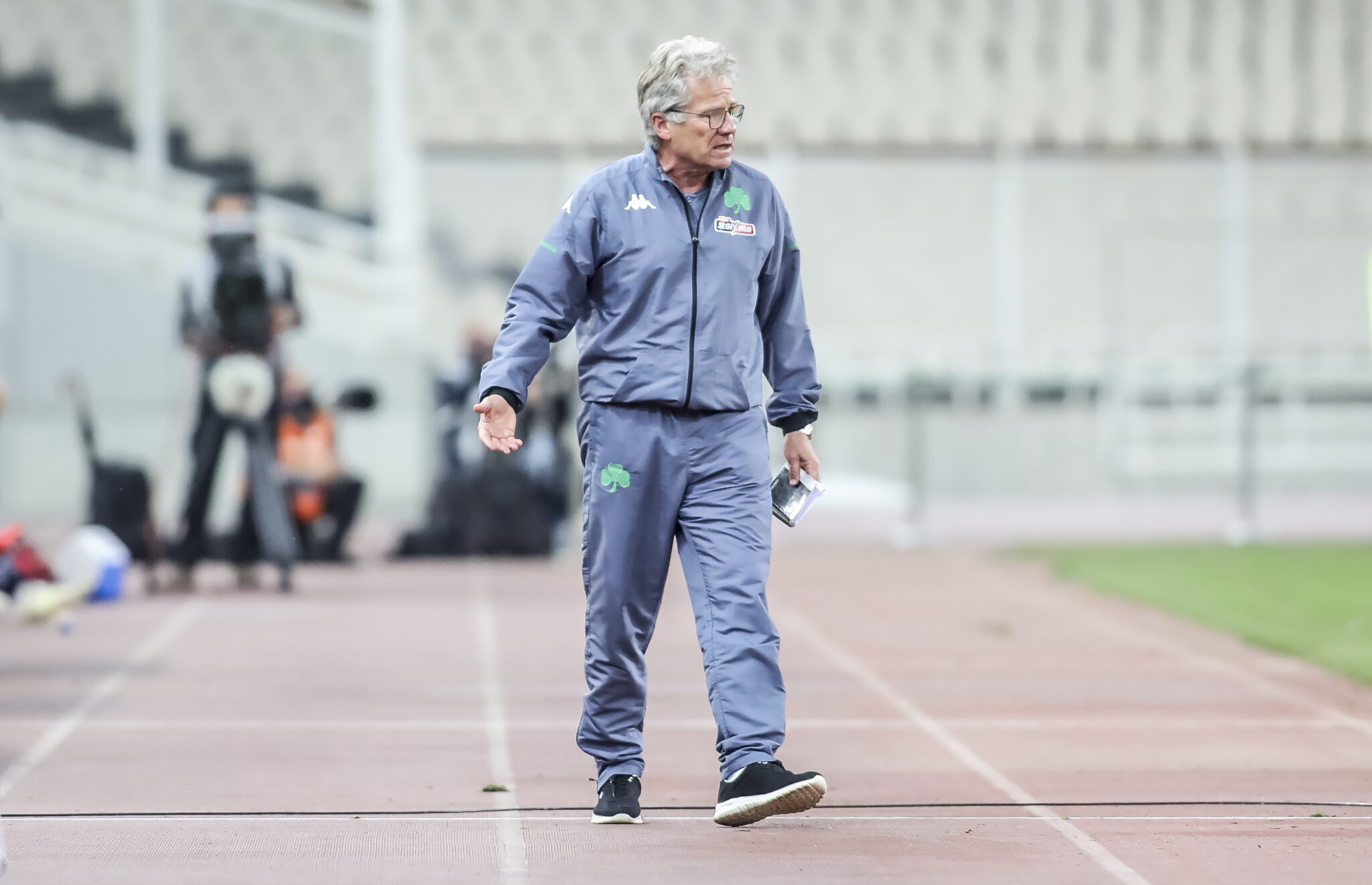 Μπόλονι: «Έχω βαρεθεί τις αντιδράσεις των παικτών»