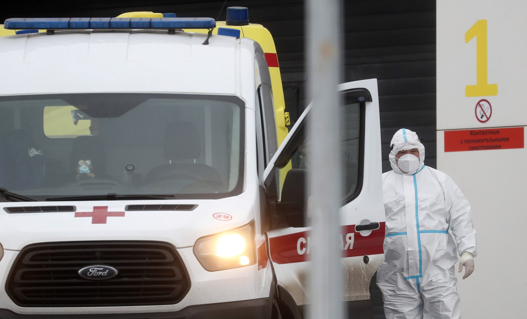 Συναγερμός σε Ρωσία και Γερμανία μετά το ρεκόρ κρουσμάτων και θανάτων