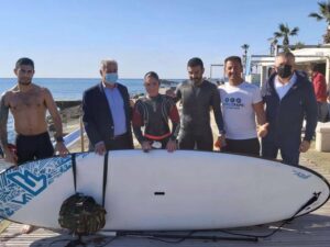 Κολύμπησαν 10 χιλιόμετρα για τα παιδιά με καρκίνο και λευχαιμία (ΦΩΤΟ)