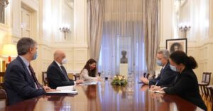 Ο Πάιατ ενημέρωσε τον Νίκο Δένδια για τις κυρώσεις των ΗΠΑ κατά της Άγκυρας